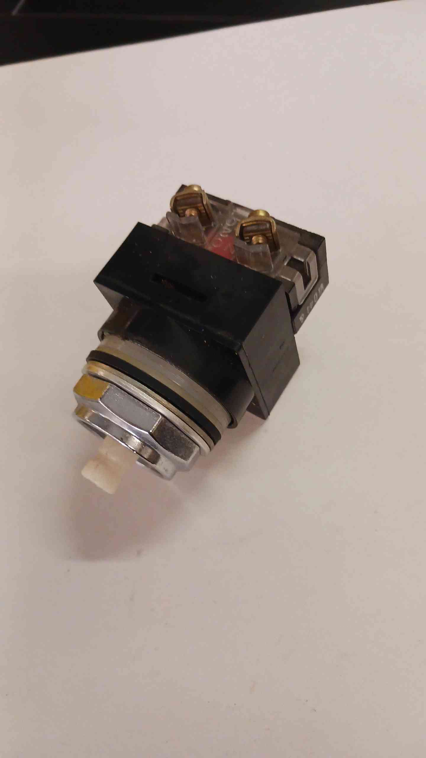 ESC00600
Button, Palm, Head Actuator