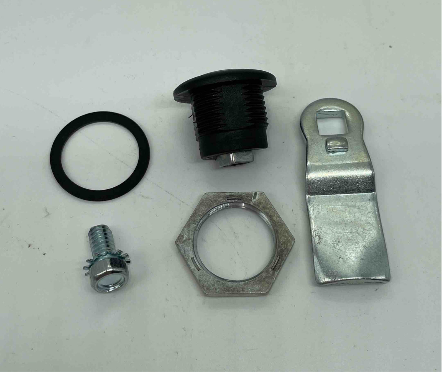 30006070 

LATCH KIT ASSY, Q300 30006070, REPLACES P-404107, 30001801, P-404105 