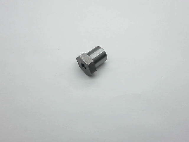 5MCAR00825. 

Roller cam for idlers on carriage door 