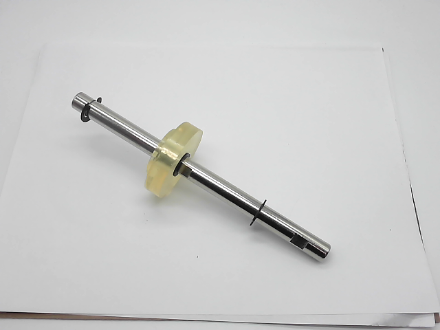 5UN-025-1 

Feed wheel shaft assembly 