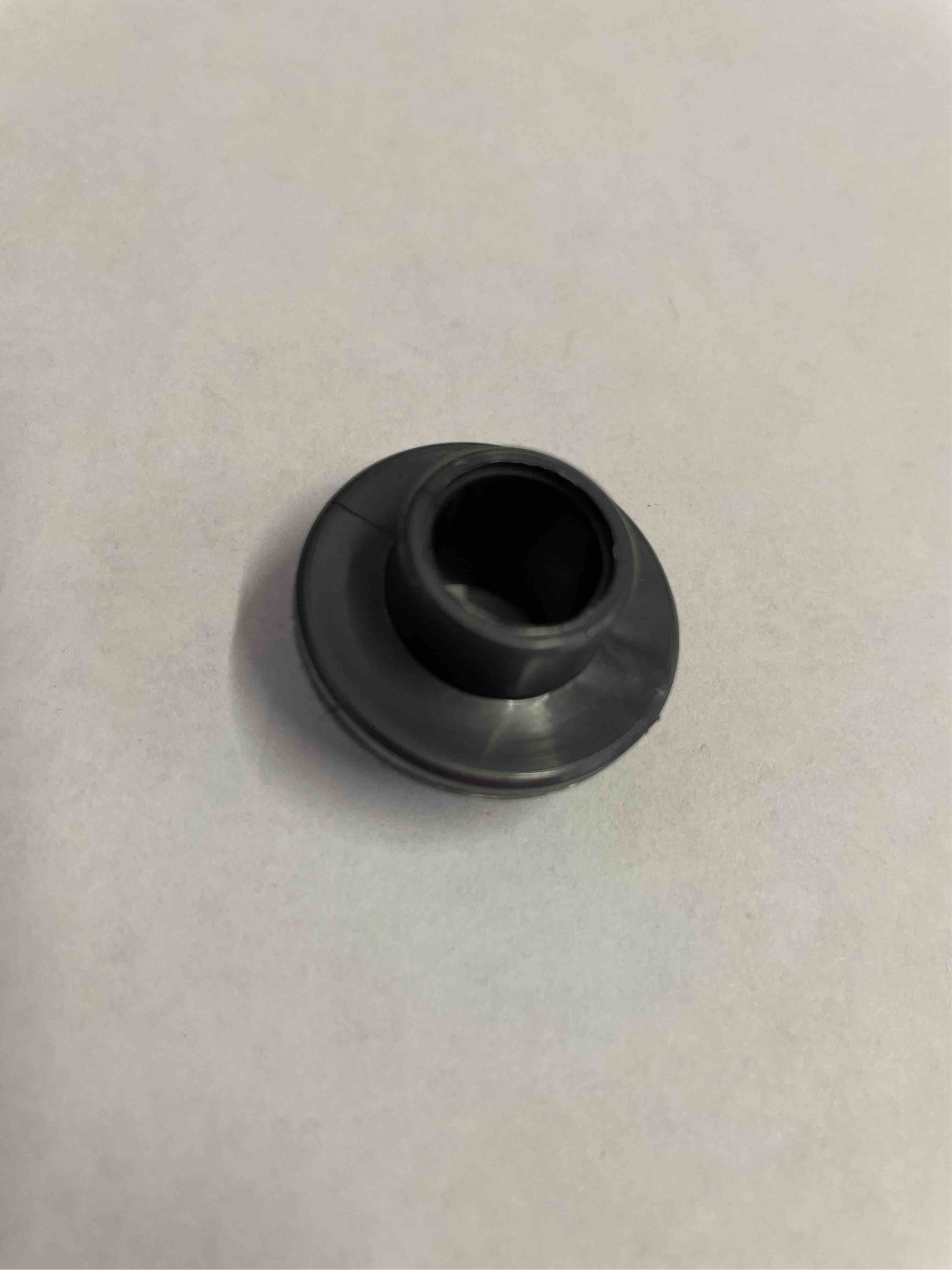 78-8054-8583-2 

Bushing 