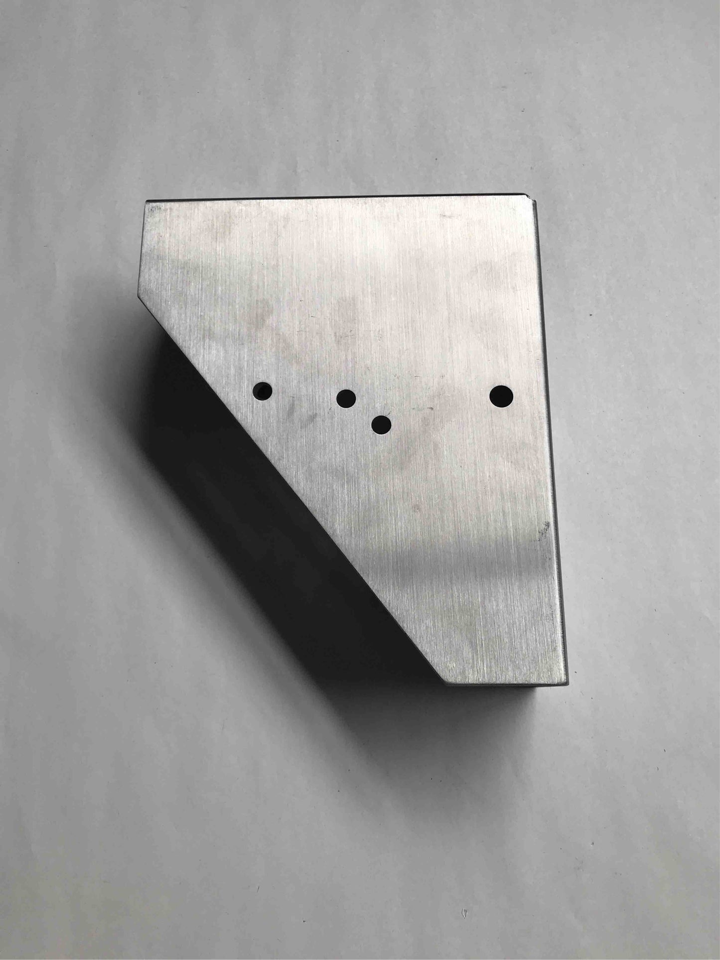 J06-0203-014 

S Series inverting head bracket 8" 