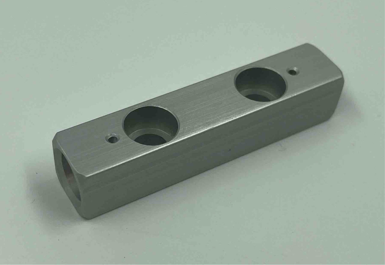 N05-2438-001 

Conveyor Bumper Holder 
