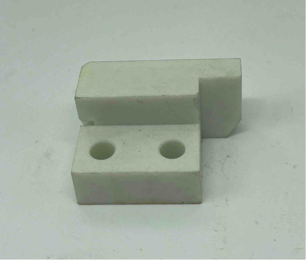 N05-2669-001 

BOTTOM MOUNTING BLOCK N05-2669-001, 50507 