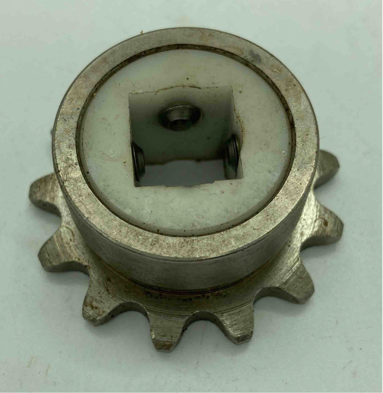 N05-3905-002 

Sprocket, Square Bore 1/2" 13T #With Insert Stainless 