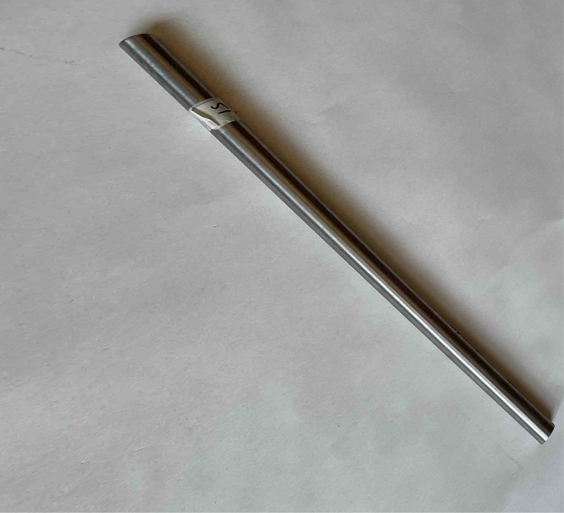 N08-0597-002. 

Carriage roller shaft 5/8*23.550 
