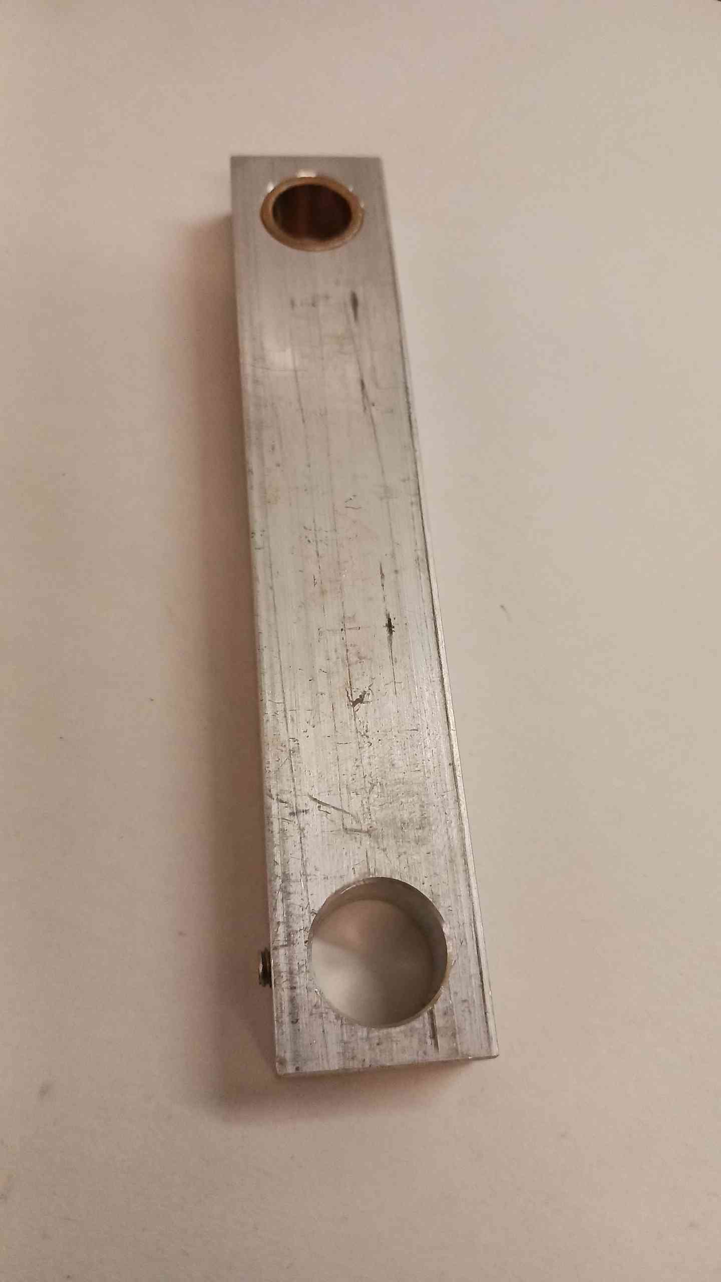 N08-0638-001. 

Pivot arm 