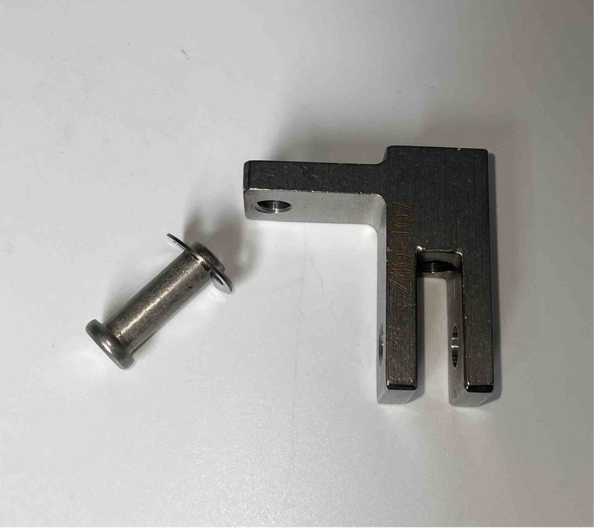 Z70-425 

Connector clevis Z70-425 Z40-107
 